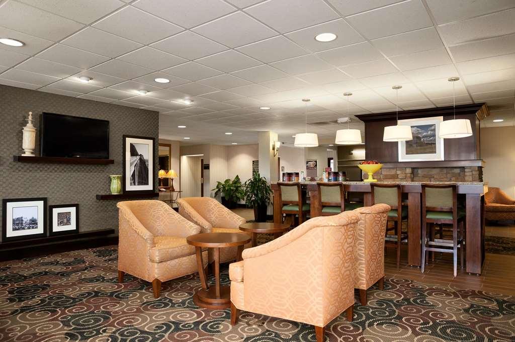 Hampton Inn Cleveland-Solon Интерьер фото