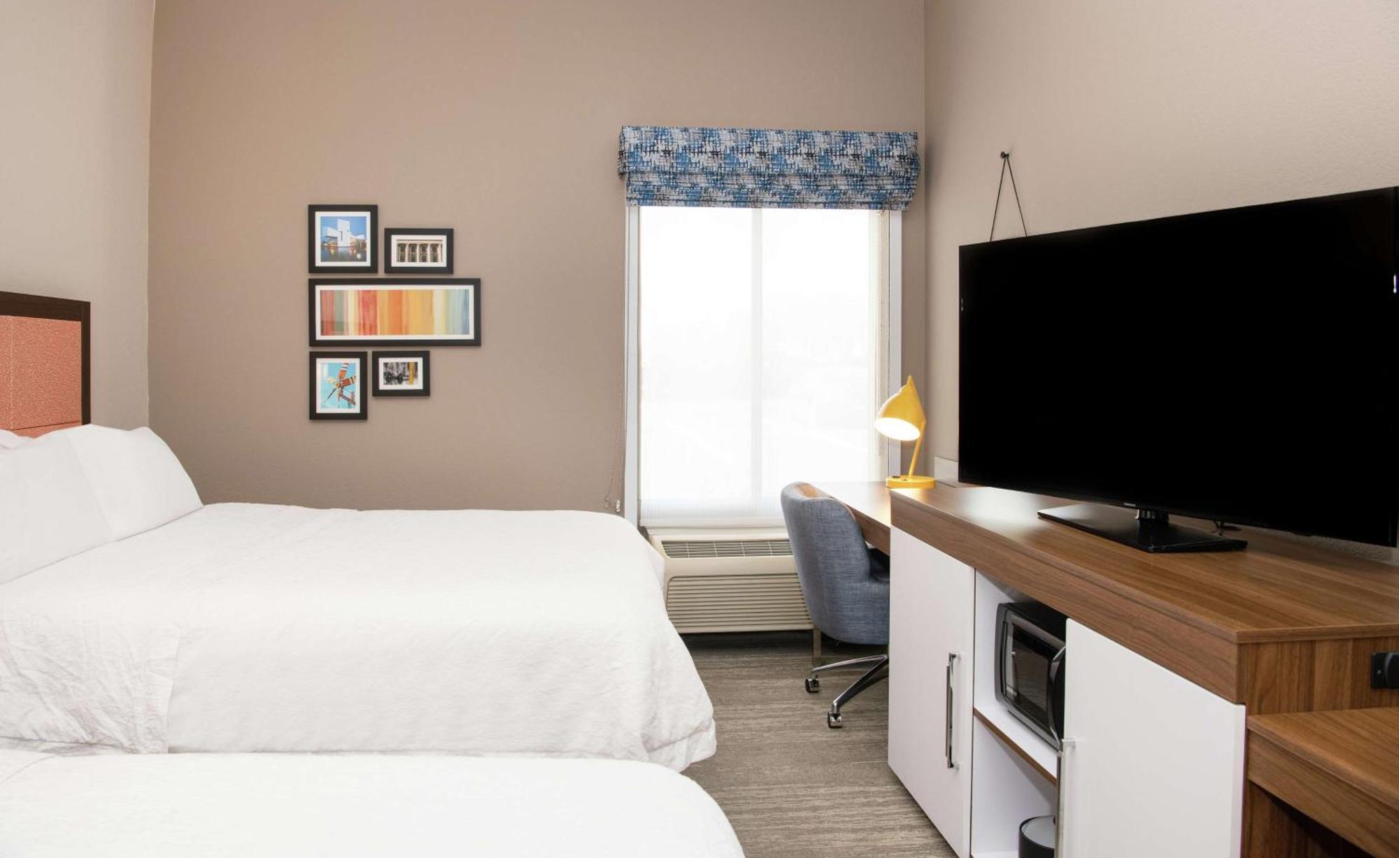 Hampton Inn Cleveland-Solon Экстерьер фото