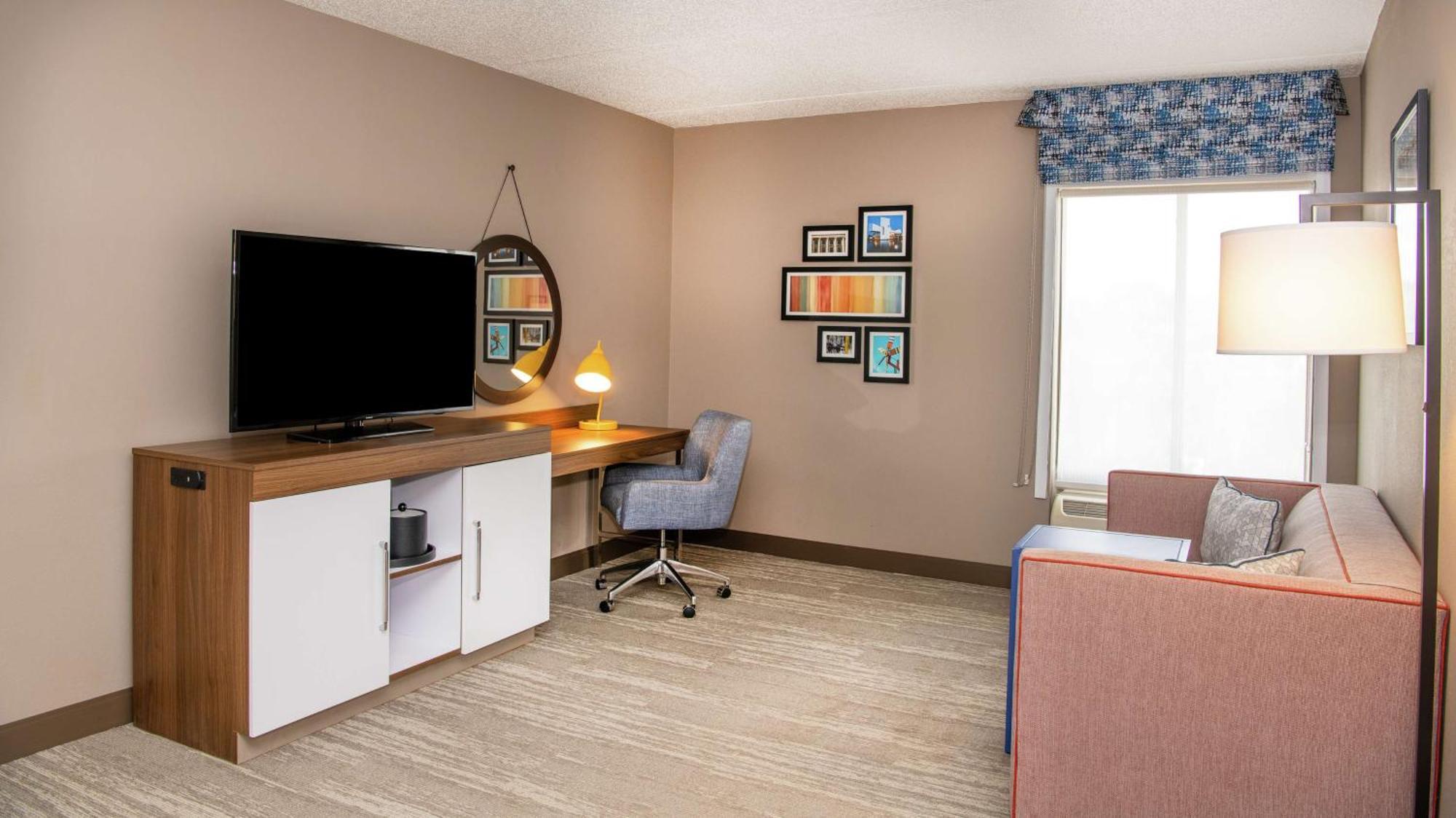 Hampton Inn Cleveland-Solon Экстерьер фото