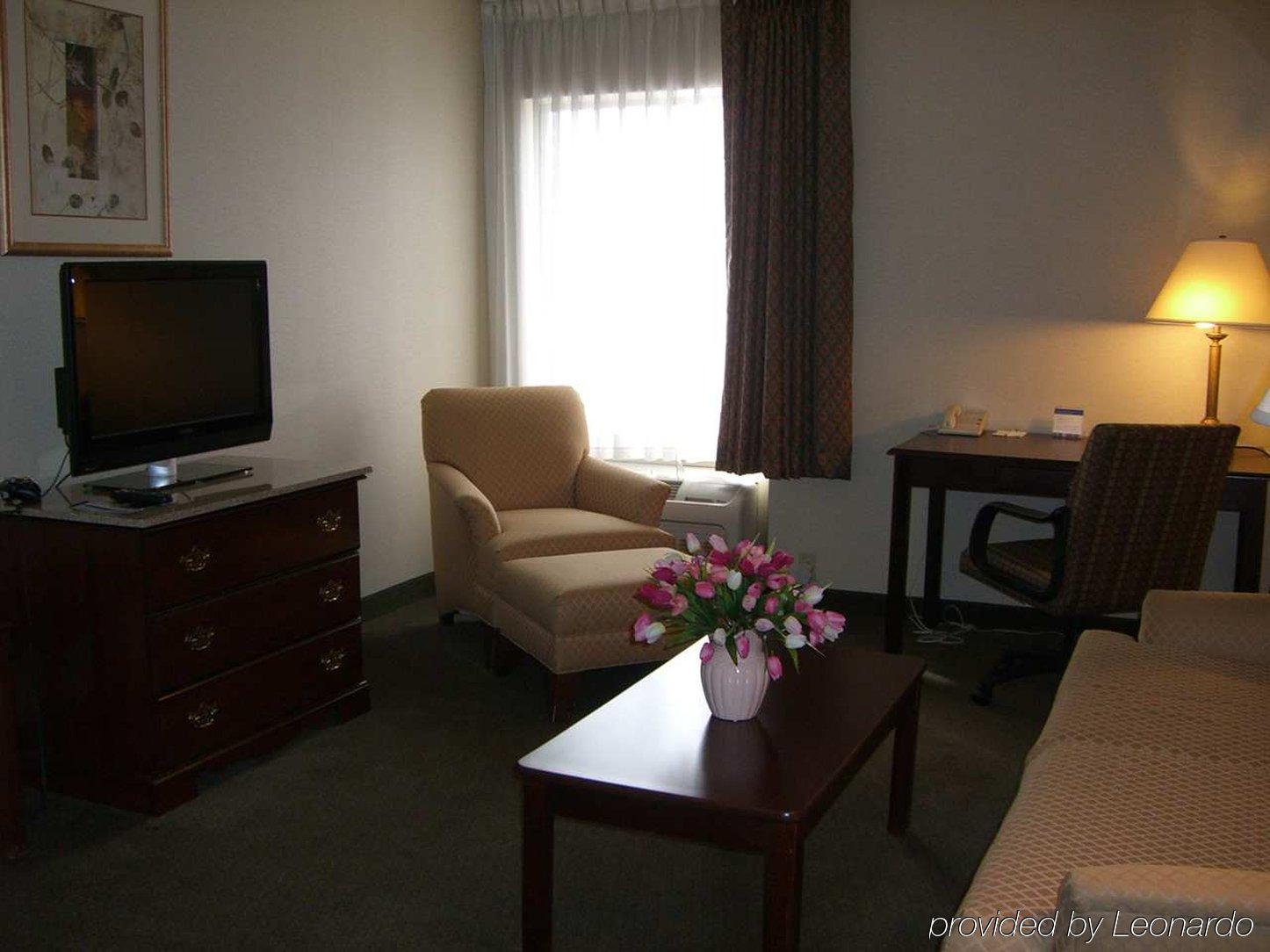 Hampton Inn Cleveland-Solon Номер фото