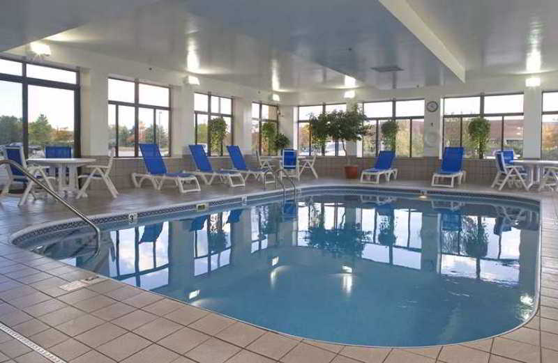 Hampton Inn Cleveland-Solon Экстерьер фото